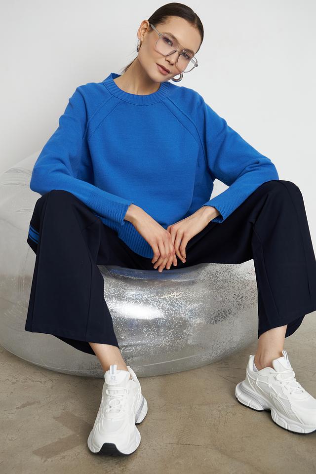 Пуловер Lecomte синий с вырезом