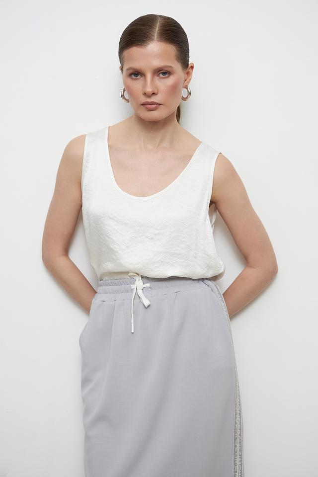 Топ Oui женский молочный