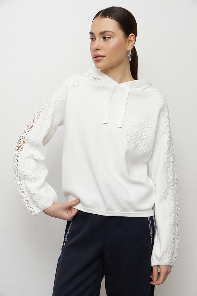 Пуловер Monari с кружевом белый